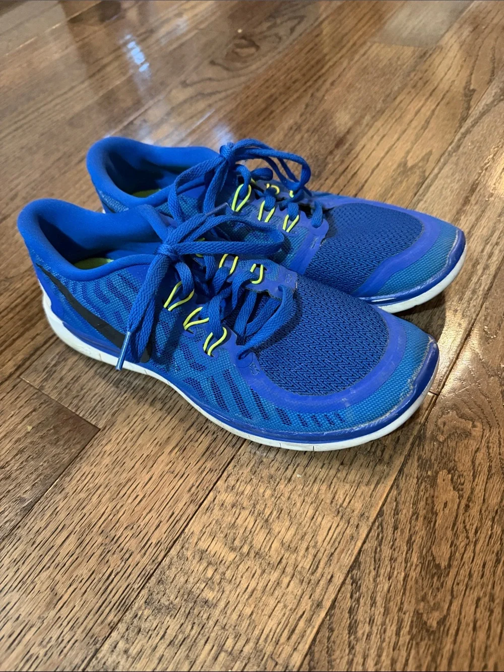 Nike Kids Blue and Neon Yellow Sneakers